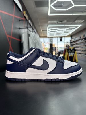 NIKE DUNK “MIDNIGHT NAVY” (SZ 9)  NEW/OG ALL