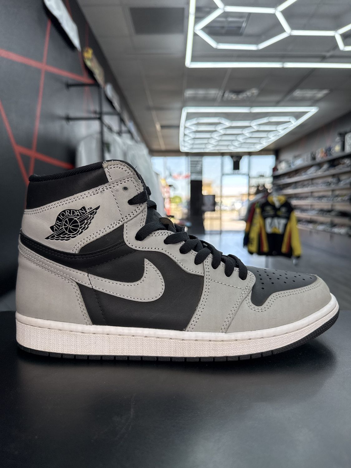 J1 “SHADOW 2.0”  (SZ 10.5) USED/OG ALL