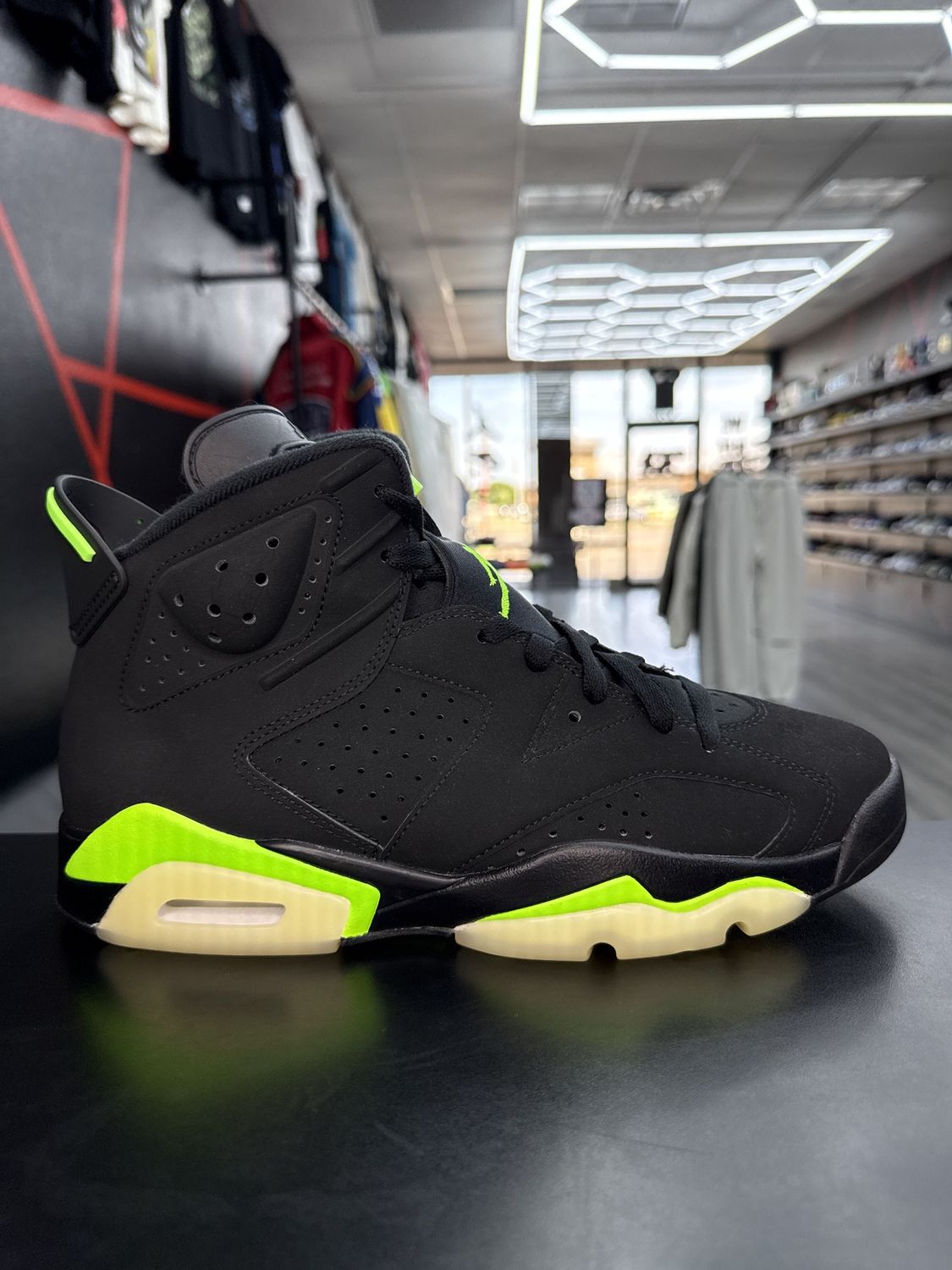 J6 “ELECTRIC GRN”  (SZ 9.5)  NEW/OG ALL
