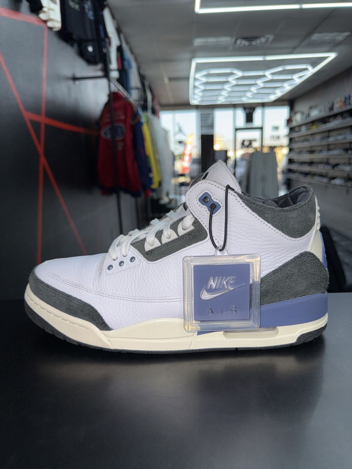 J3 x A MA MANIÉRE “DIFFUSED BLUE”  (SZ 10)  USED/OG ALL