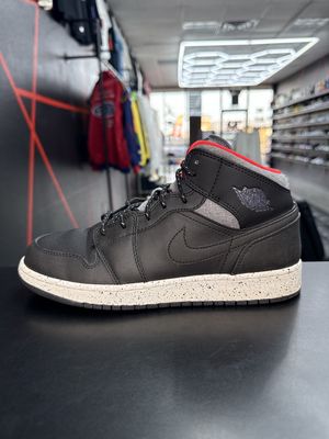 J1 MID “HOLIDAY”  (SZ 6.5Y)  USED/NO BOX