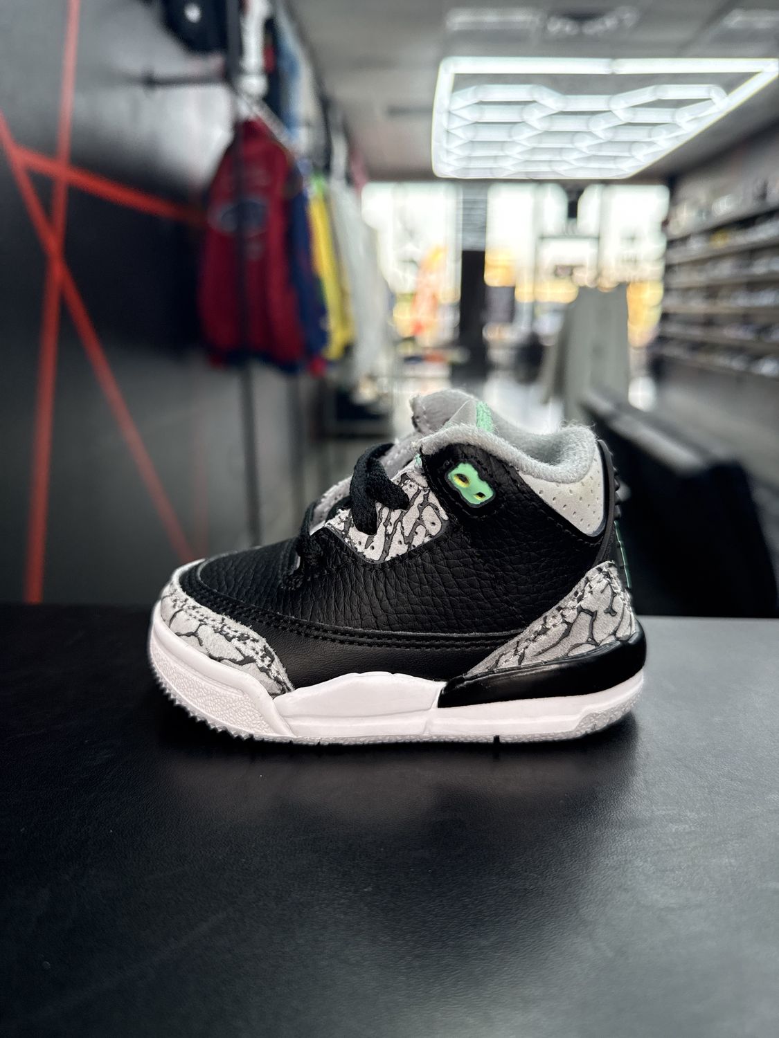 J3 “GLOW GRN”  (SZ 3c)  NEW / OG ALL