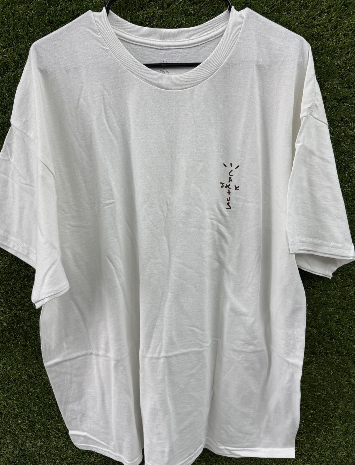 CACTUS JACK TEE “WHT”  (2XL)  NEW