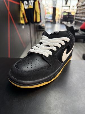 NIKE DUNK SB “BLK GUM BOTTOM”  (SZ 7)  MEW/OG ALL