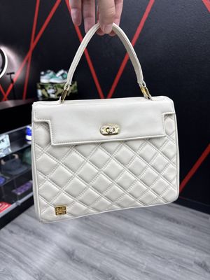 GIVENCHY  QUILTED TOP HANDLE “CREAM”  (PRE-OWNED)