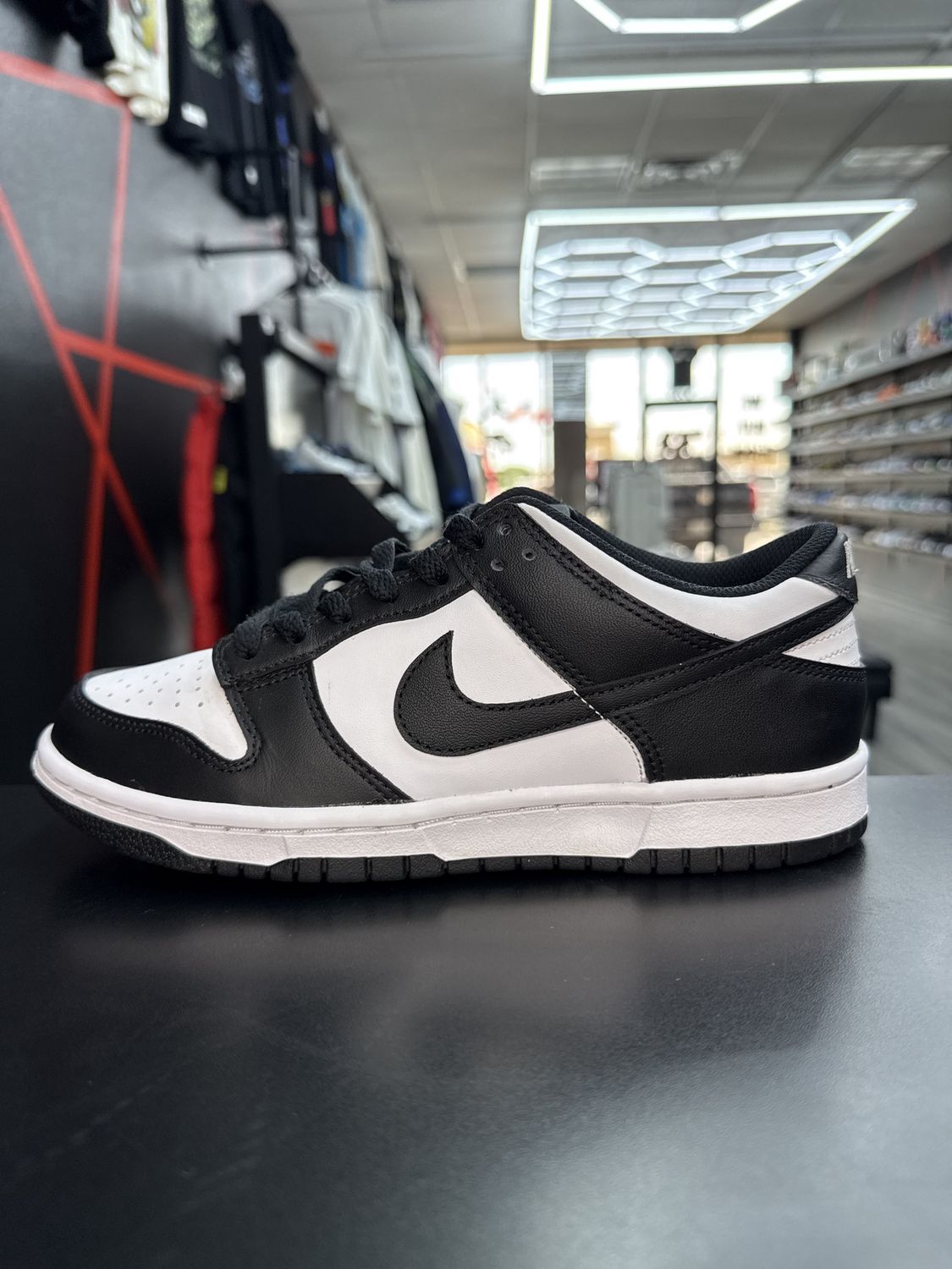 NIKE DUNK “PANDA”  (SZ 6.5y)  USED/OG ALL