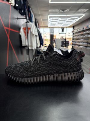 YZY 350 “PIRATE BLK”  (SZ 12)  USED/OG BOX
