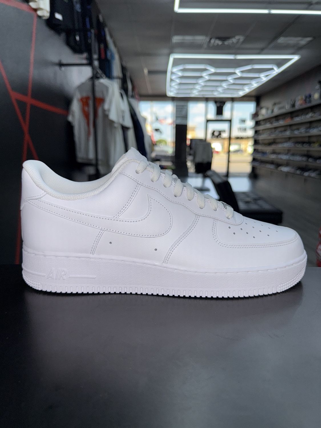 NIKE AF1 “WHT”  (SZ 11.5)  NEW/OG ALL