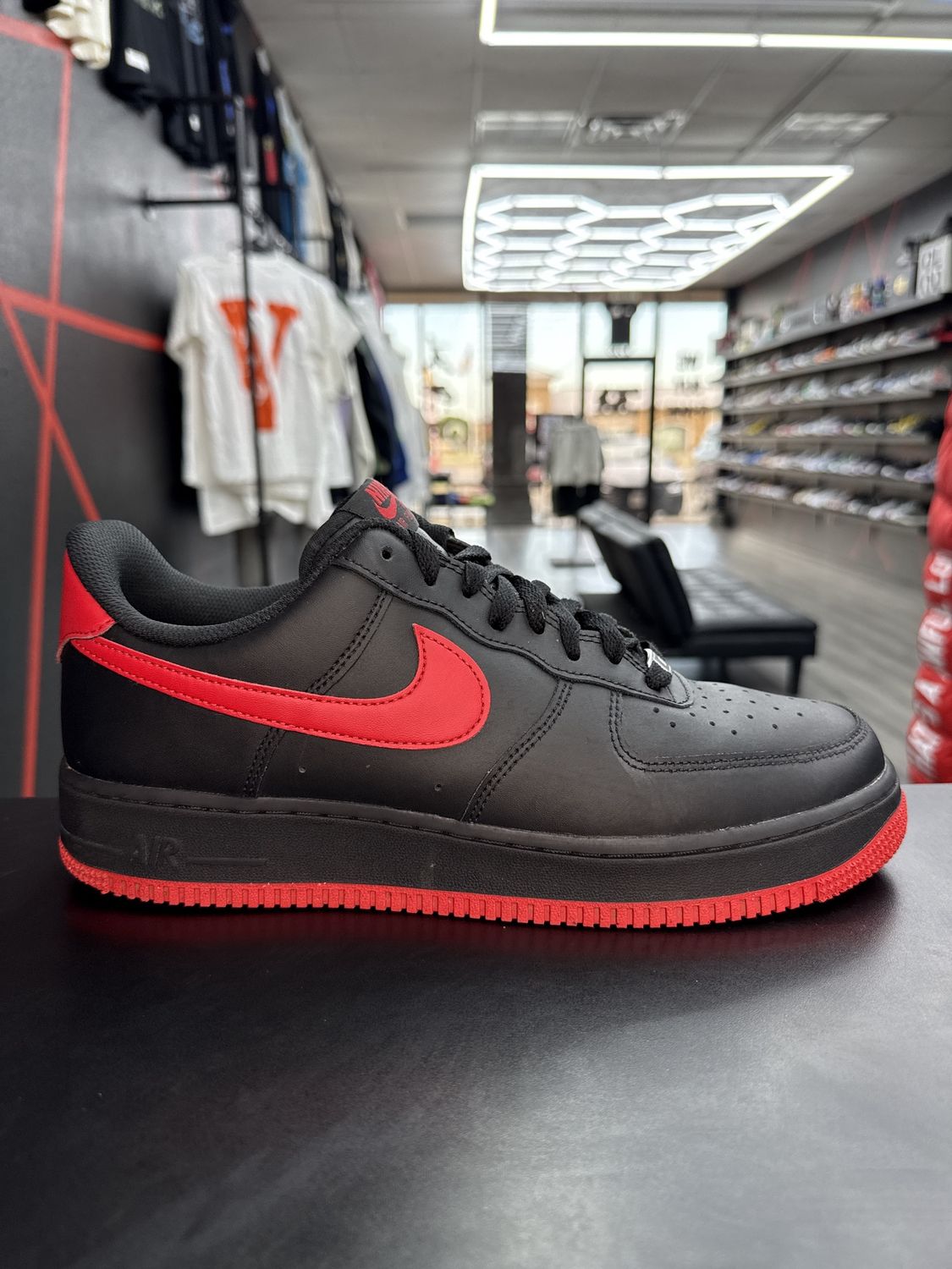 NIKE AF1 “BLK/RED”  (SZ 10.5)  USED/NO BOX