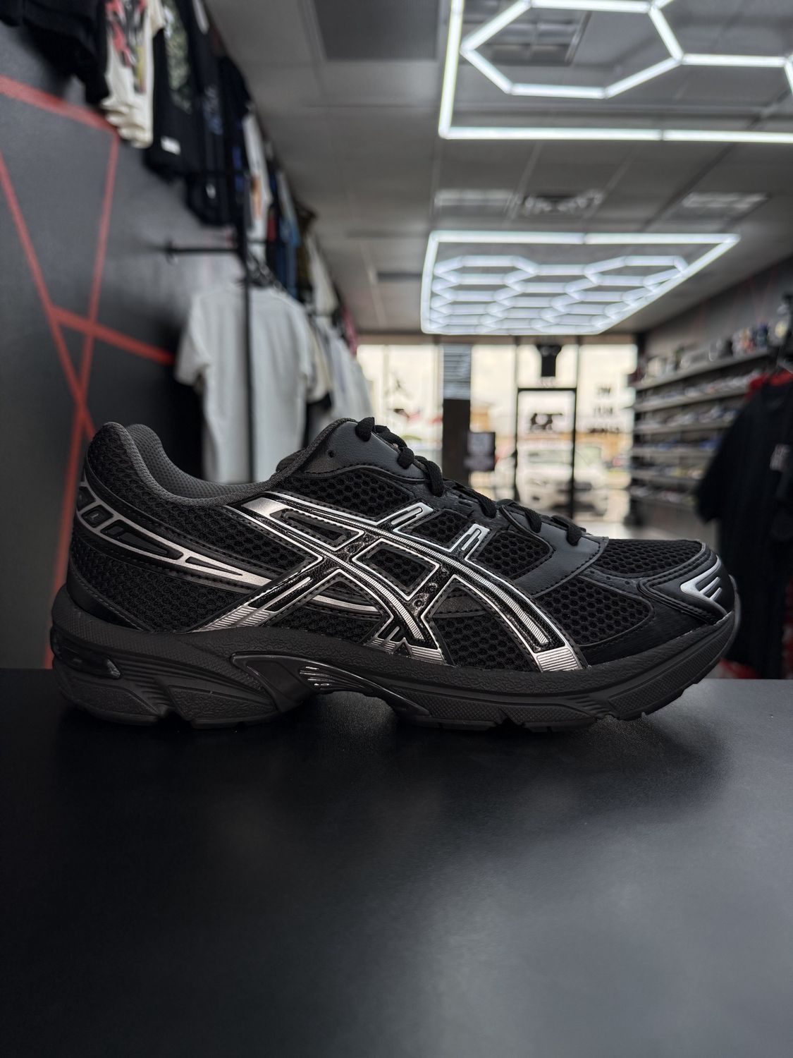 ASICS GEL-1130 “BLK”  (SZ 11)  NEW/OG ALL