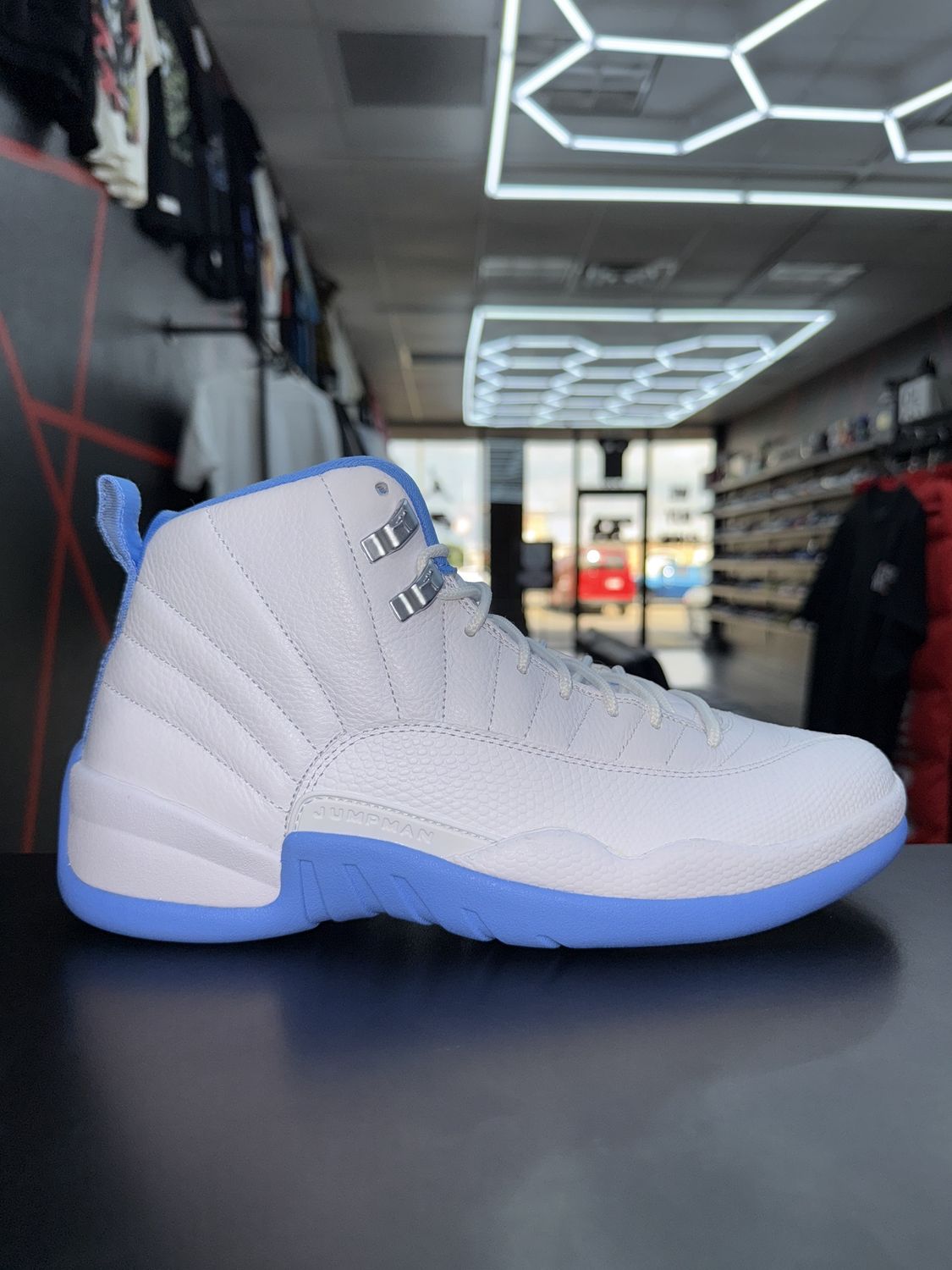 J12 “MELO”  (SZ 9.5)  TRIED ON / OG ALL