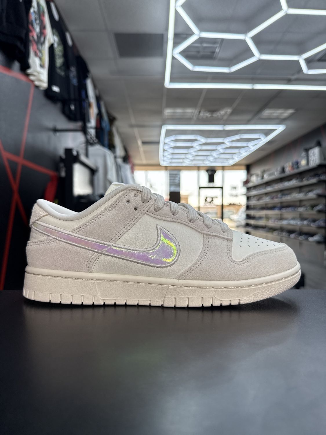 NIKE DUNK “SAIL IRIDESCENT SWOOSH”  (SZ 10w 8.5m) NEW/OG ALL
