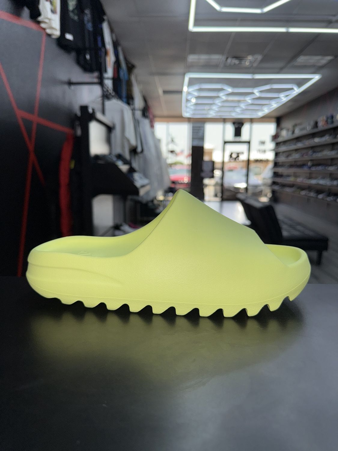 YZY SLIDE “GLOW”  (SZ 10)  NEW/OG ALL