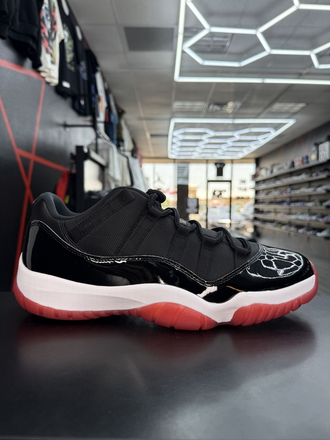 J11 “BRED”  (SZ 13)  NEW/OG ALL