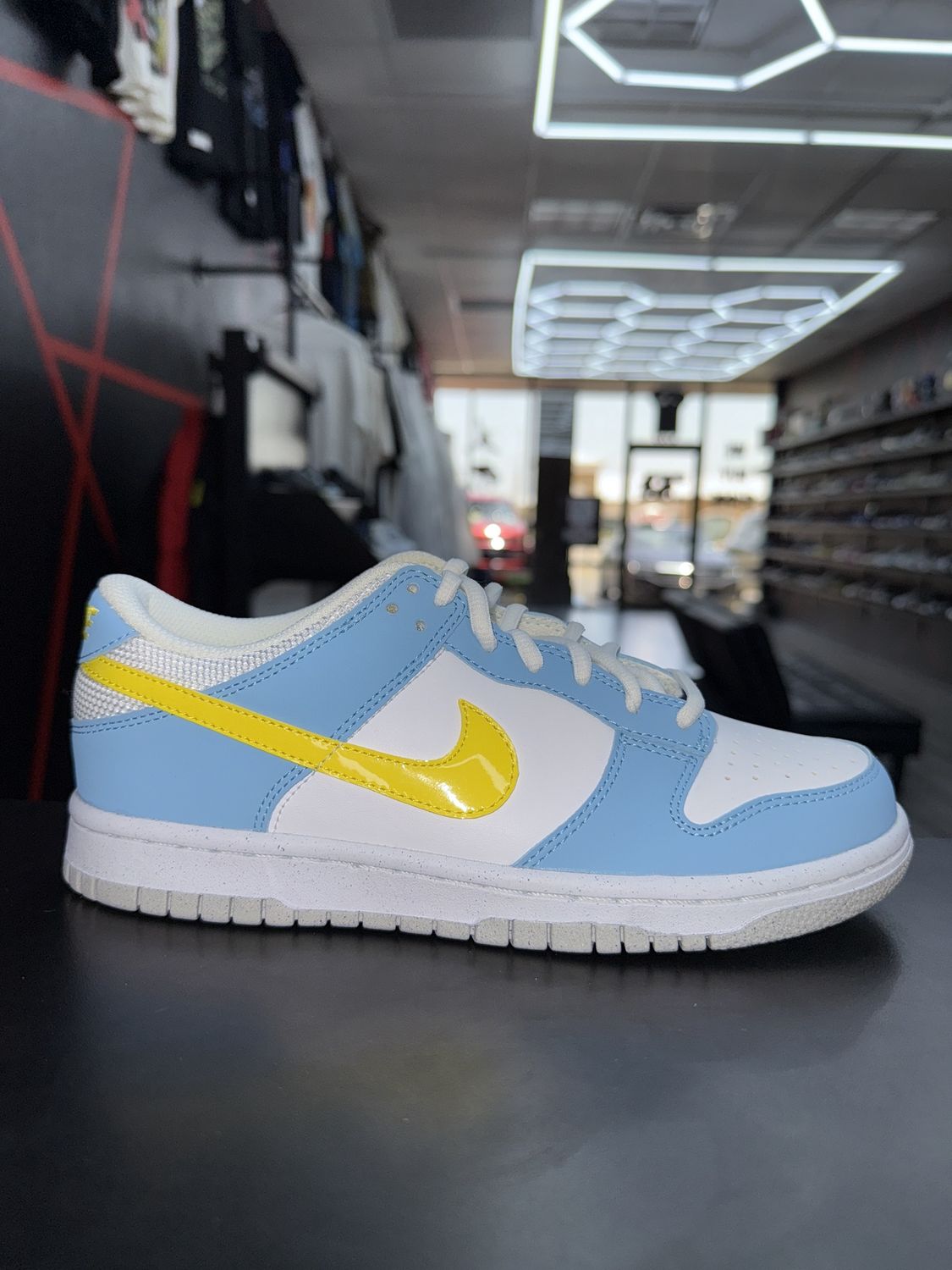 NIKE DUNK “HOMER SIMPSON”  (SZ 5.5y)  NEW/OG ALL