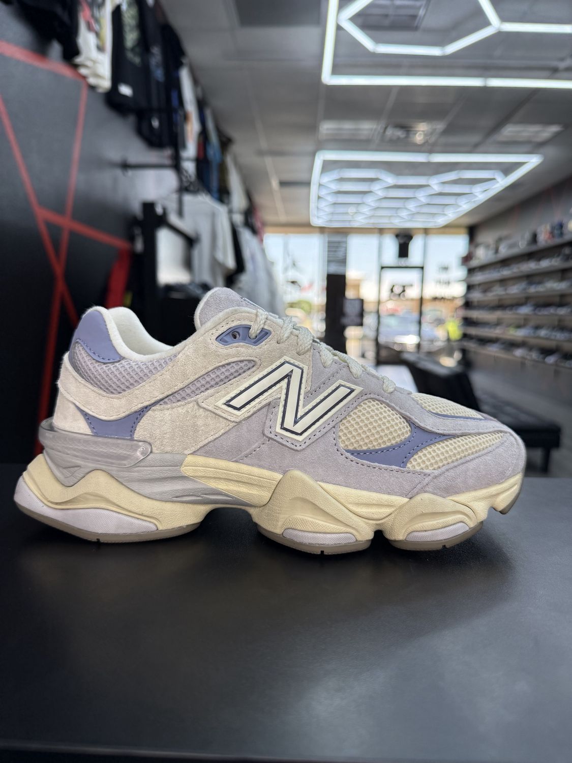 NEW BALANCE 9060 “BLUEBERRY”  (SZ 8.5w 7m) NEW/OG ALL