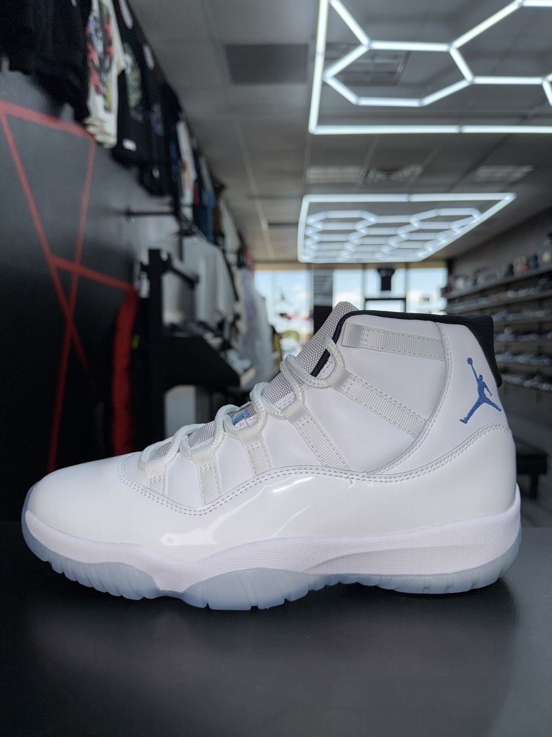 J11 “LEGEND BLUE”  (SZ 10)  NEW/OG ALL (SLIGHTLY OXIDIZED)