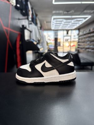 NIKE DUNK “PANDA” (SZ 6c)  USED/NO BOX