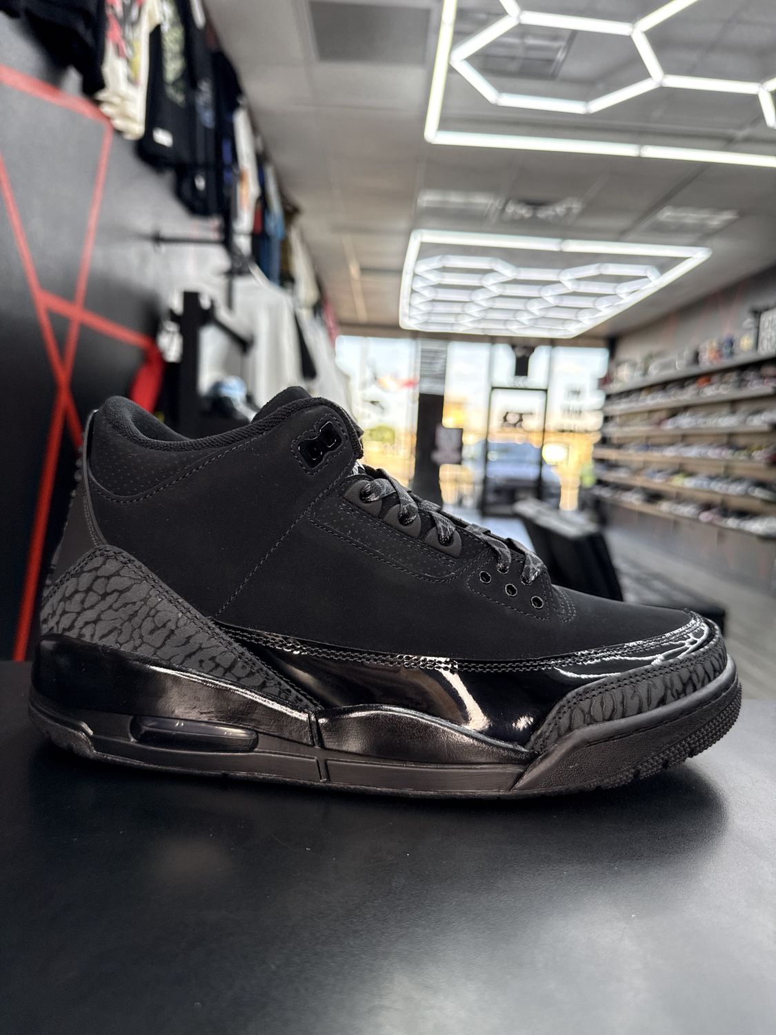 J3 “BLK CAT”  (SZ 9.5)  NEW/OG ALL