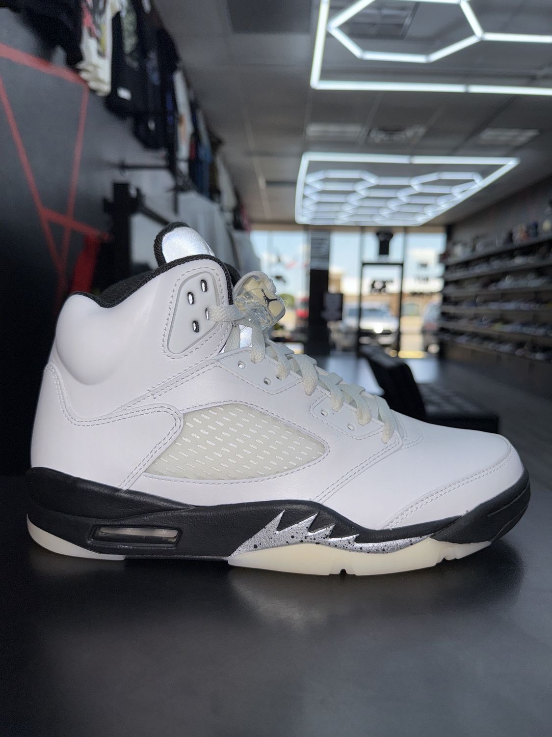 J5 “REVERSE METALLIC”  (SZ 9)  USED/OG ALL