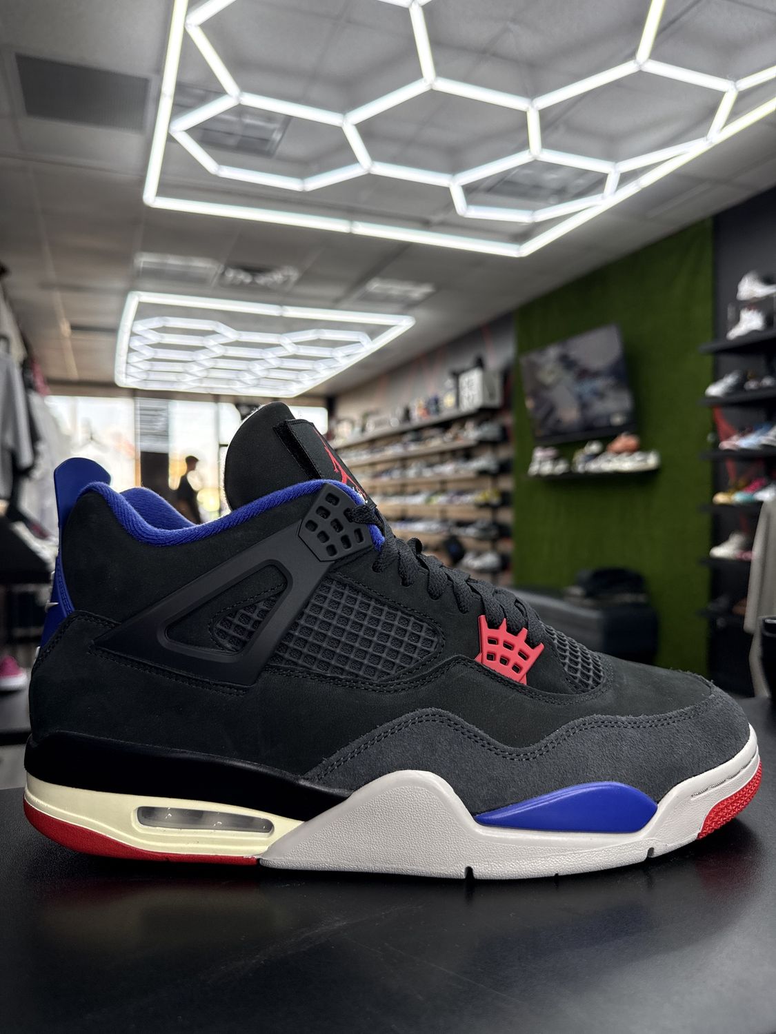 J4 “RARE AIR” (SZ 12)  NEW/OG ALL