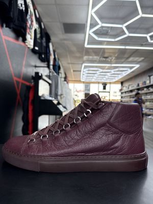 BALENCIAGA ARENA “BURGUNDY”  (SZ 10)  USED/NO BOX