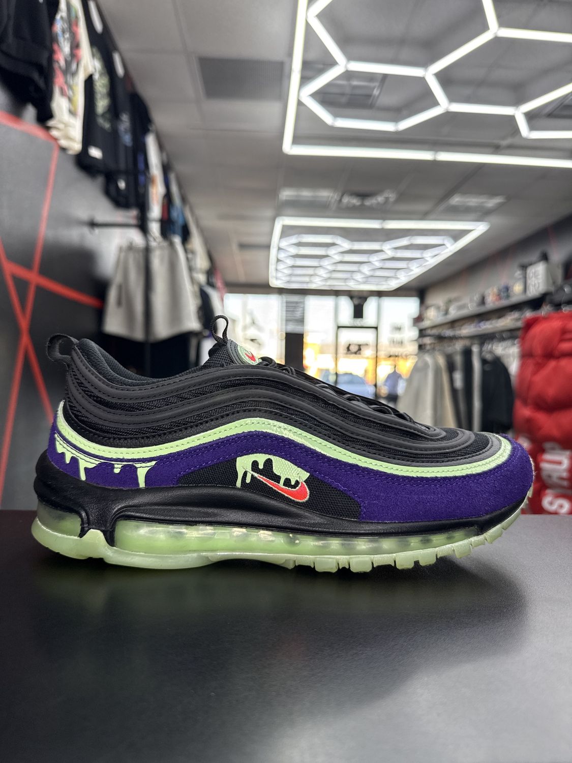 NIKE AIR MAX 97 “HALLOWEEN”  (SZ 8.5)  USED/OG ALL