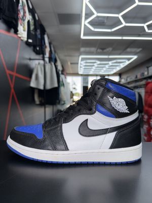 J1 “ROYAL”  (SZ 8.5)  USED/NO BOX