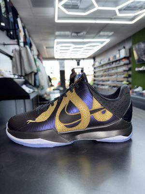 KOBE 5 “YEAR OF THE MAMBA”  (SZ 7Y)  NEW/OG ALL