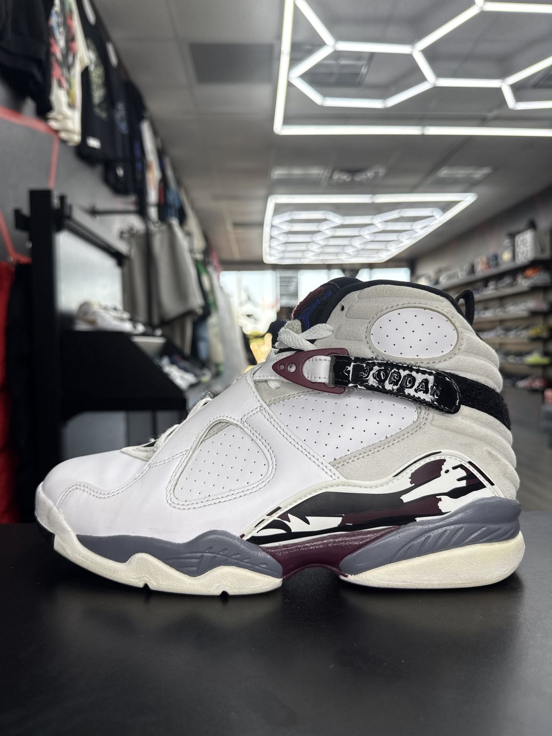 J8 “WHT BURGUNDY”  (SZ 9.5w 8m)  USED/OG ALL