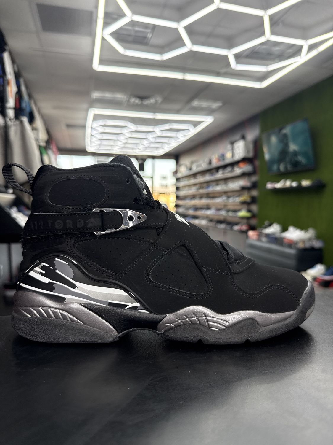 J8 “CHROME”  (SZ 6.5y)  USED/OG ALL
