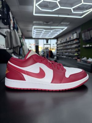 J1 LOW “CARDINAL RED”  (SZ 10.5)  USED/NO BOX
