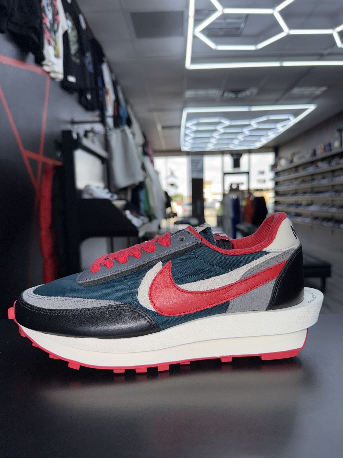 NIKE WAFFLE SACAI “UNDERCOVER SPRUCE UNIVERSITY RED”  (SZ 7.5)  USED/OG ALL
