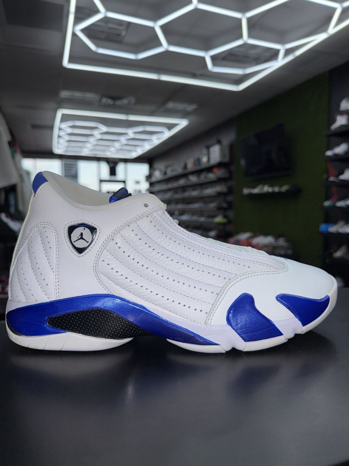 J14 “HYPER ROYAL”  (SZ 10.5)  USED/NO BOX