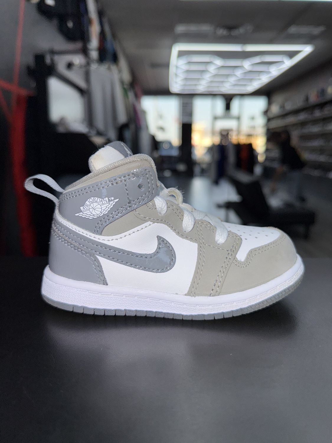 J1 MID “COOL GREY”  (SZ 7c)  USED/OG ALL