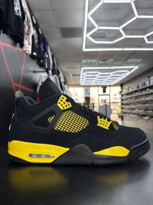 J4 “YLW THUNDER”  (SZ 13)  USED/OG ALL