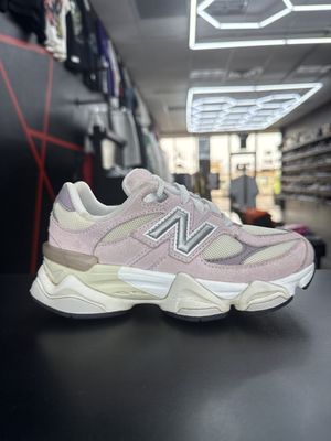 NEW BALANCE 9060 “PINK”  (SZ 1)  USED/OG BOX