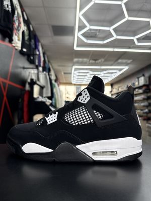 J4 “WHT THUNDER”  (SZ 9.5) VNDS/ OG ALL