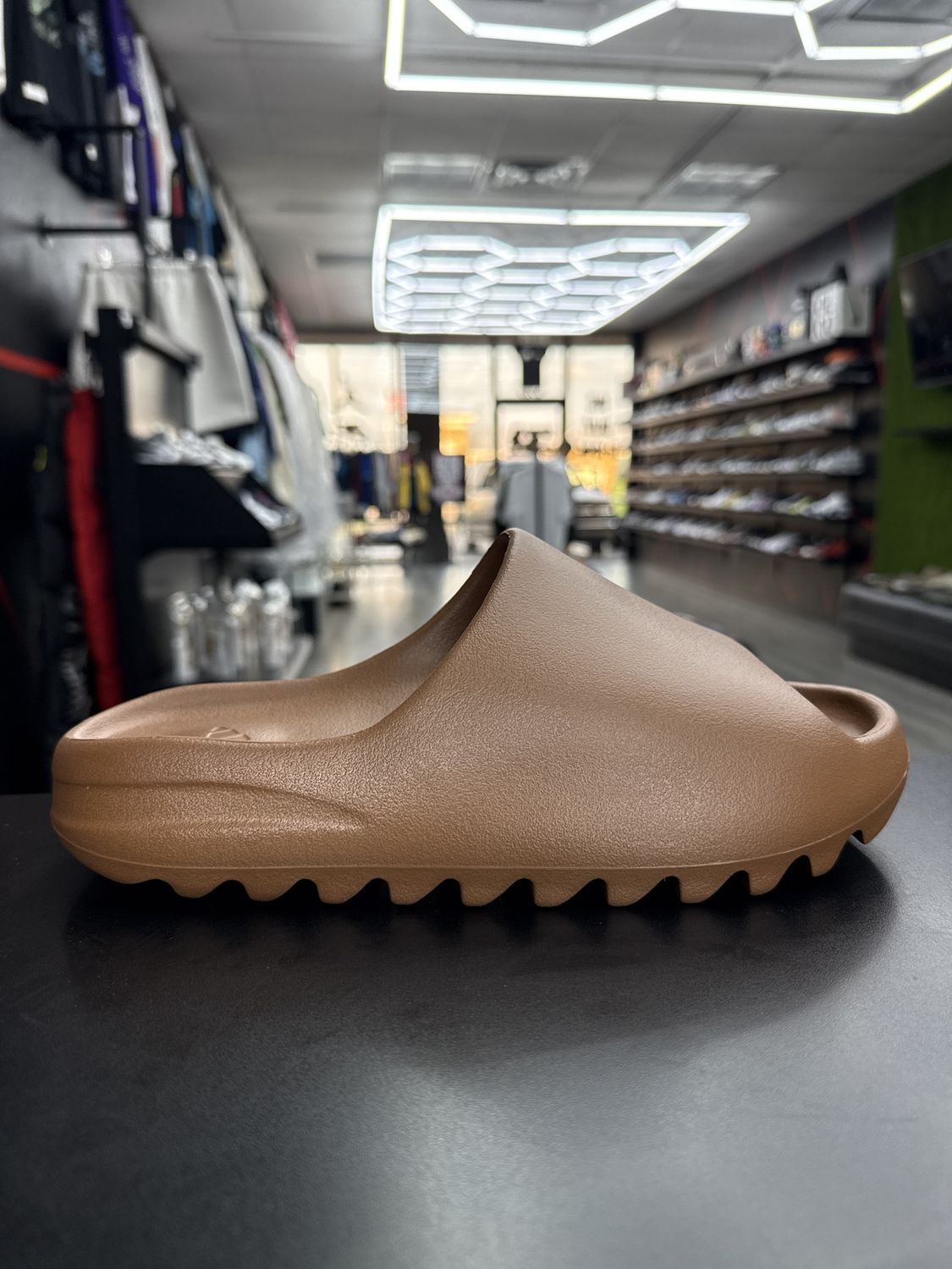 YZY SLIDE “FLAX”  (SZ 10)  NEW/OG ALL