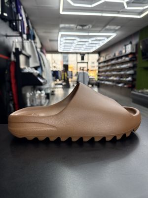 YZY SLIDE “FLAX”  (SZ 10)  NEW/OG ALL