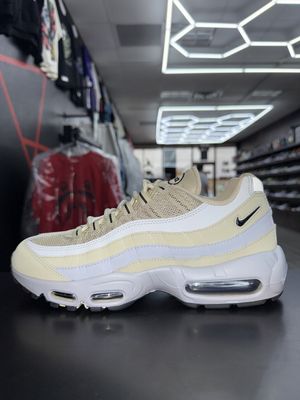 NIKE AIR MAX 95 “DESERT KHAKI”  (SZ 8.5)  USED/OG ALL