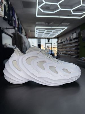 ADIDAS FOAM Q “WHT”  (SZ 7)  USED/OG BOX