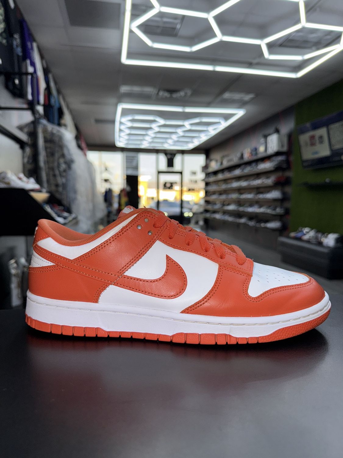 NIKE DUNK “COSMIC CLAY”  (SZ 9.5)  USED/NO BOX