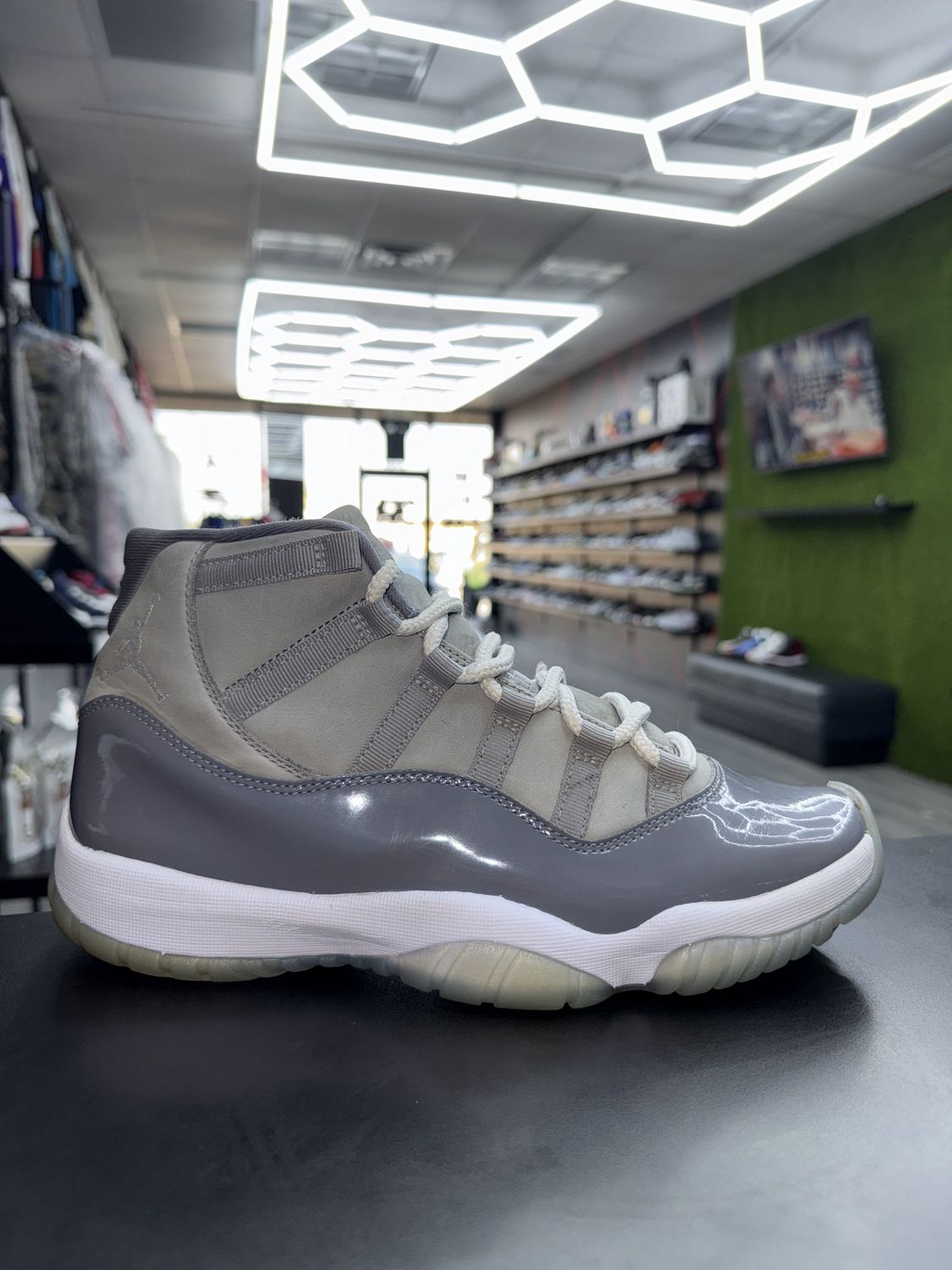 J11 “COOL GREY”  (SZ 10)  USED/NO BOX
