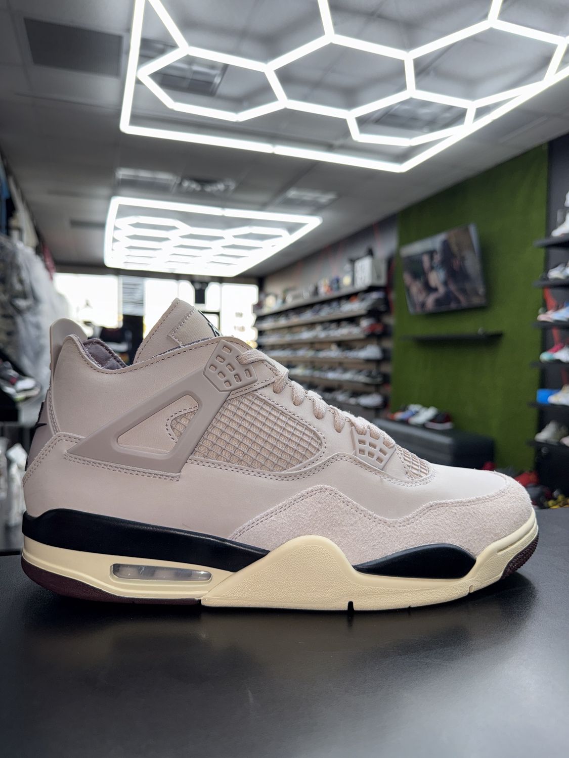 J4 x A MA MANIÉRE “WHILE YOU WERE SLEEPING”  (SZ 13.5w 12m)  NEW/OG ALL