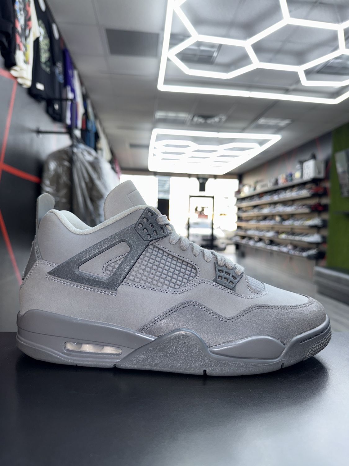 J4 “WET CEMENT”  (SZ 10.5)  WORN 1x / NO BOX