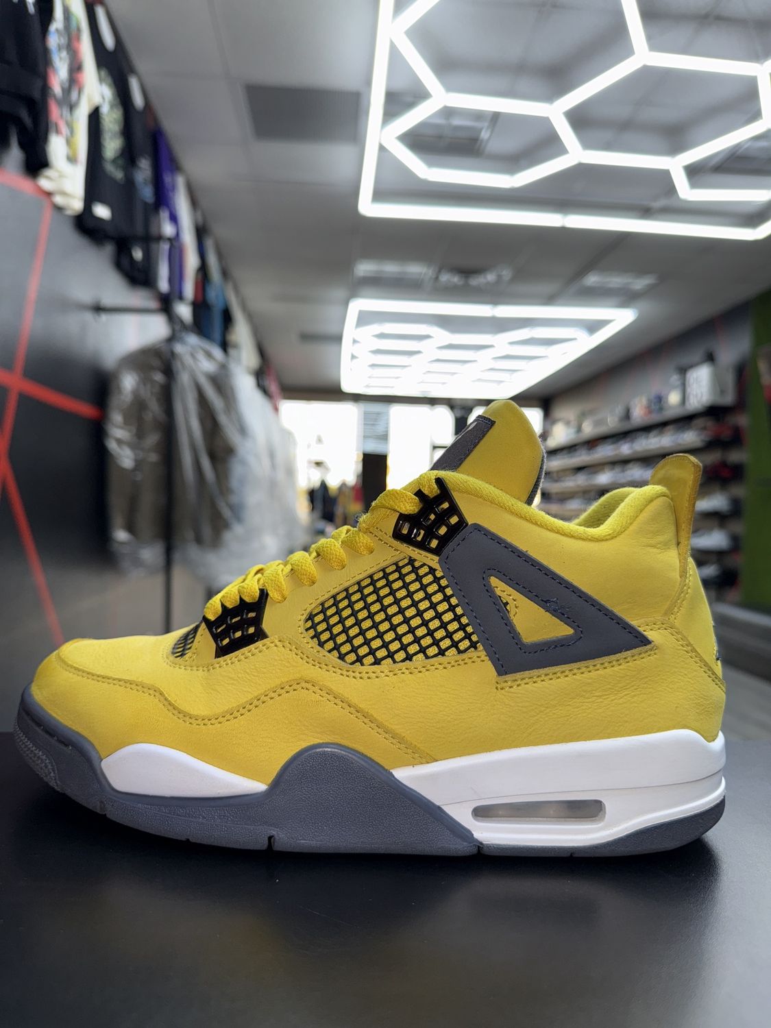 J4 “LIGHTNING”  (SZ 9.5)  USED/OG ALL