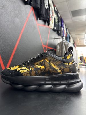 VERSACE CHAIN REACTION (SZ 12.5)  USED/OG BOX