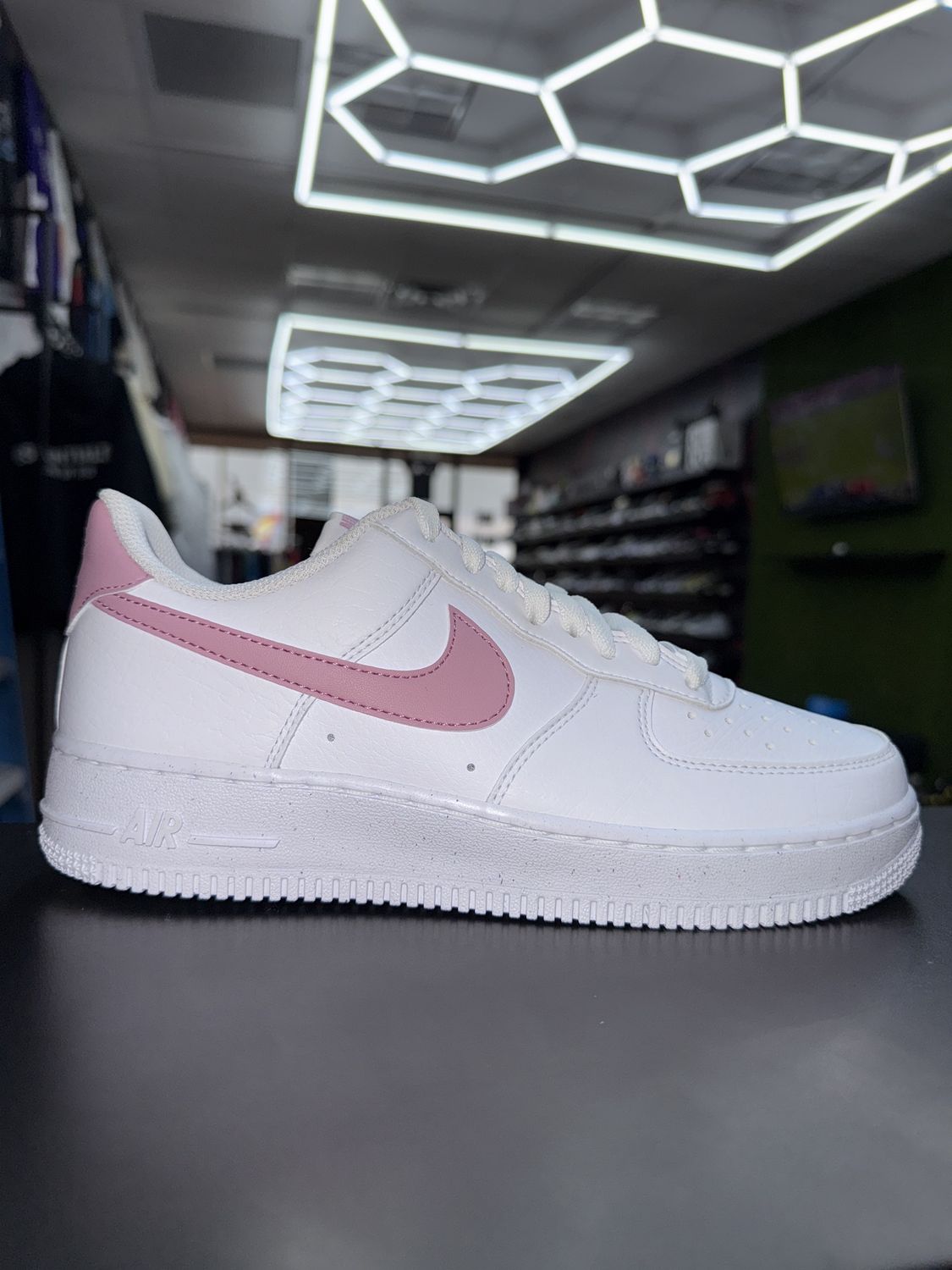 NIKE AF1 “ELEMENT PINK”  (SZ 9w 7.5m)  NEW/OG BOX