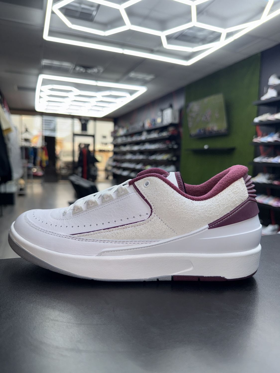 J2 “CHERRYWOOD”  (SZ 8.5)  NEW/OG ALL